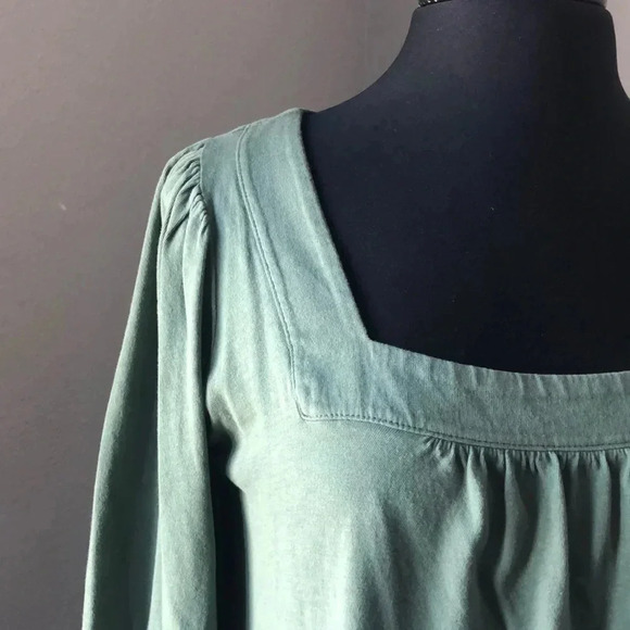 C & C Green Top - Picture 3 of 5